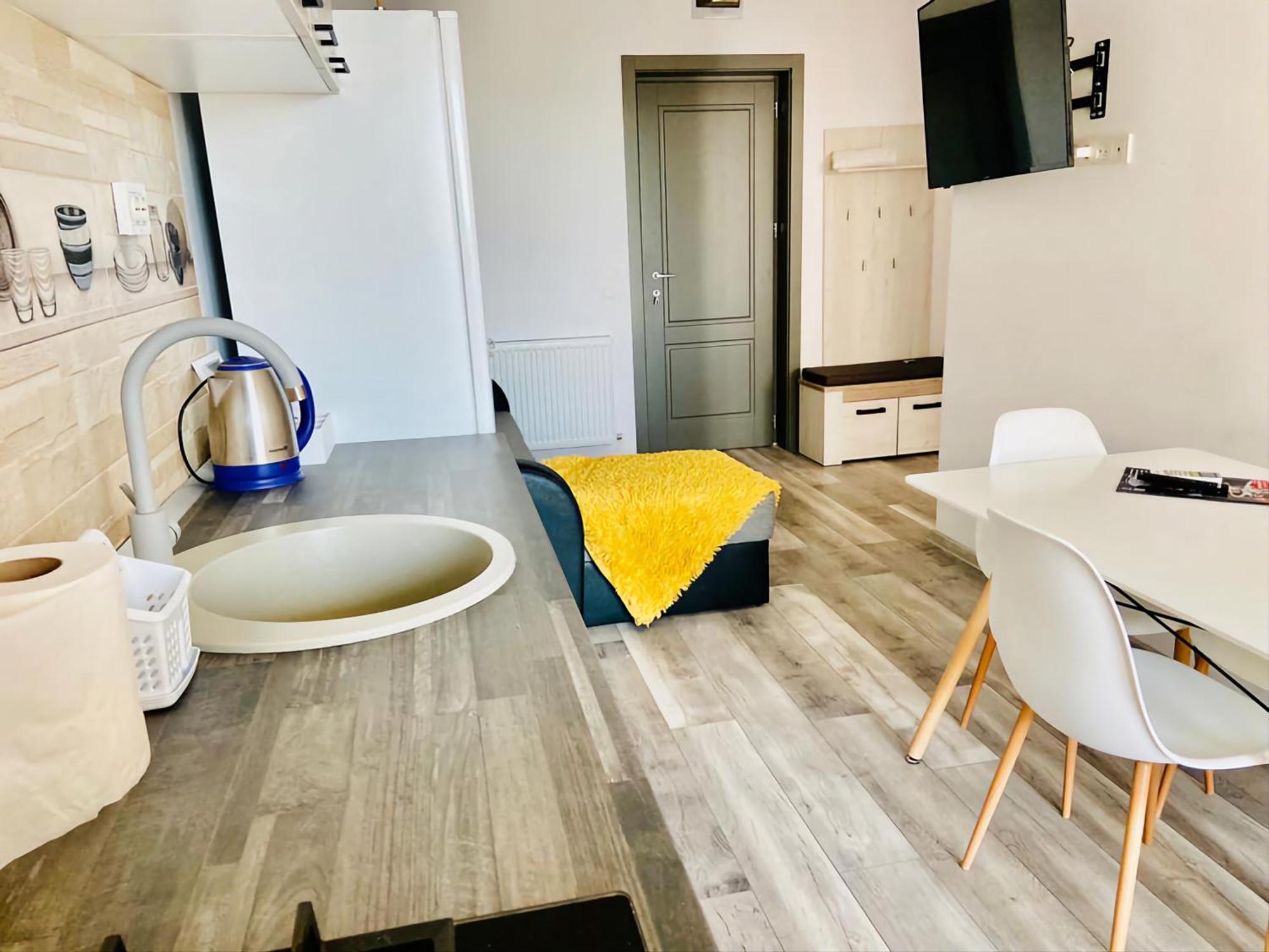 Ultracentral Palas Residence Яш Екстериор снимка