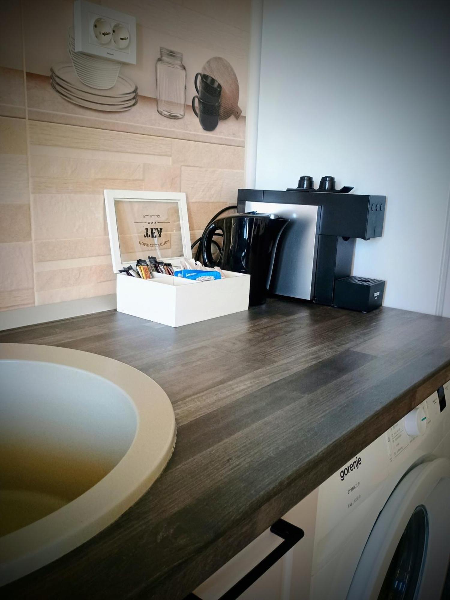 Ultracentral Palas Residence Яш Екстериор снимка